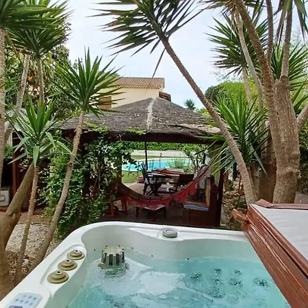 Couette-café Chambre D Hote Avec Piscine Agde